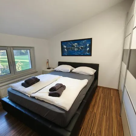 Riverside Feriehus *